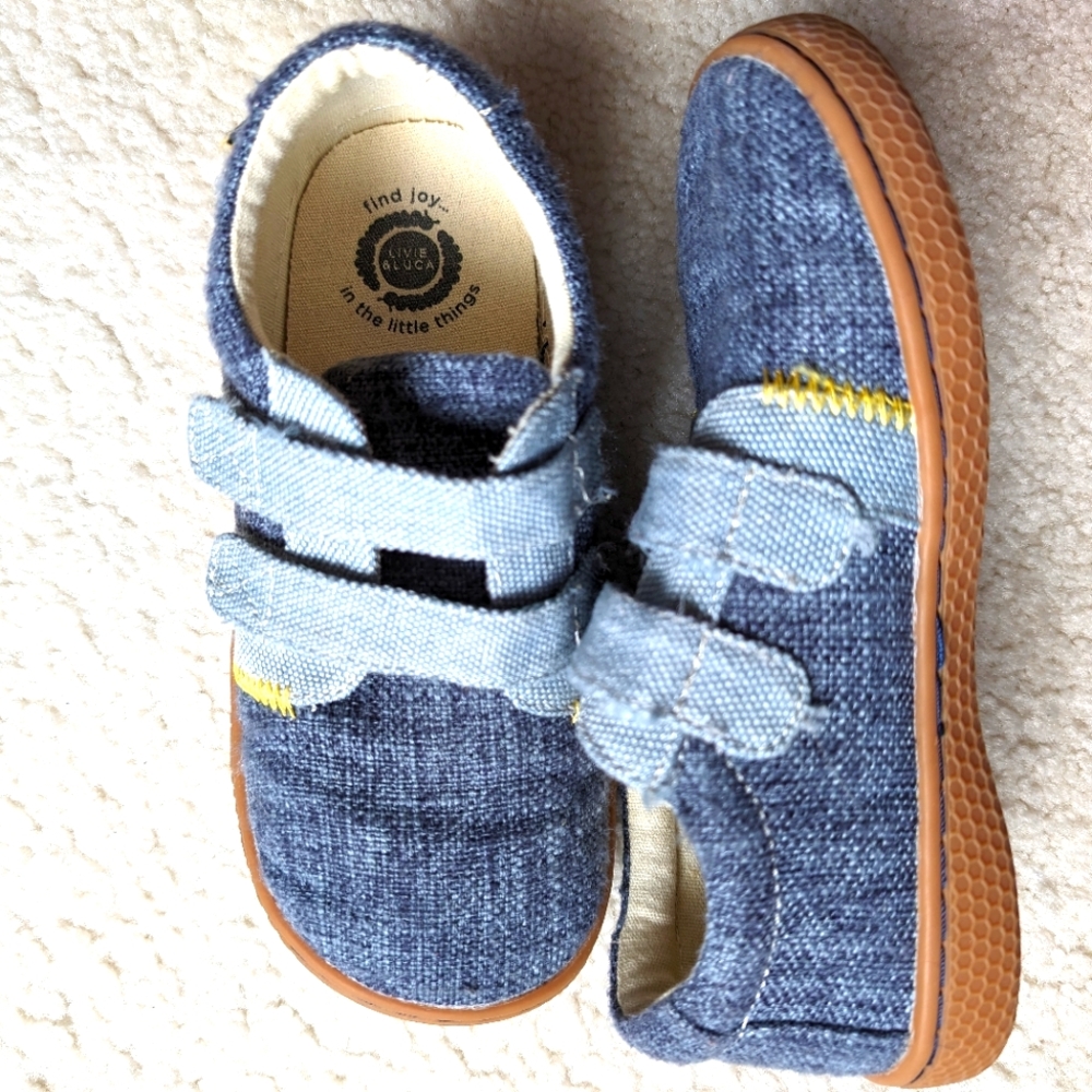 Livie & Luca Boys Dress Shoes size 2 Youth